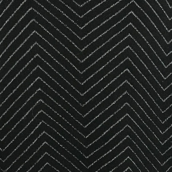 *4/$20* C - Black & Silver Long Sleeve Blouse Top. - Picture 4 of 7